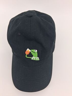 Black Cap with Embroidered Green Frog Holding Orange Cup